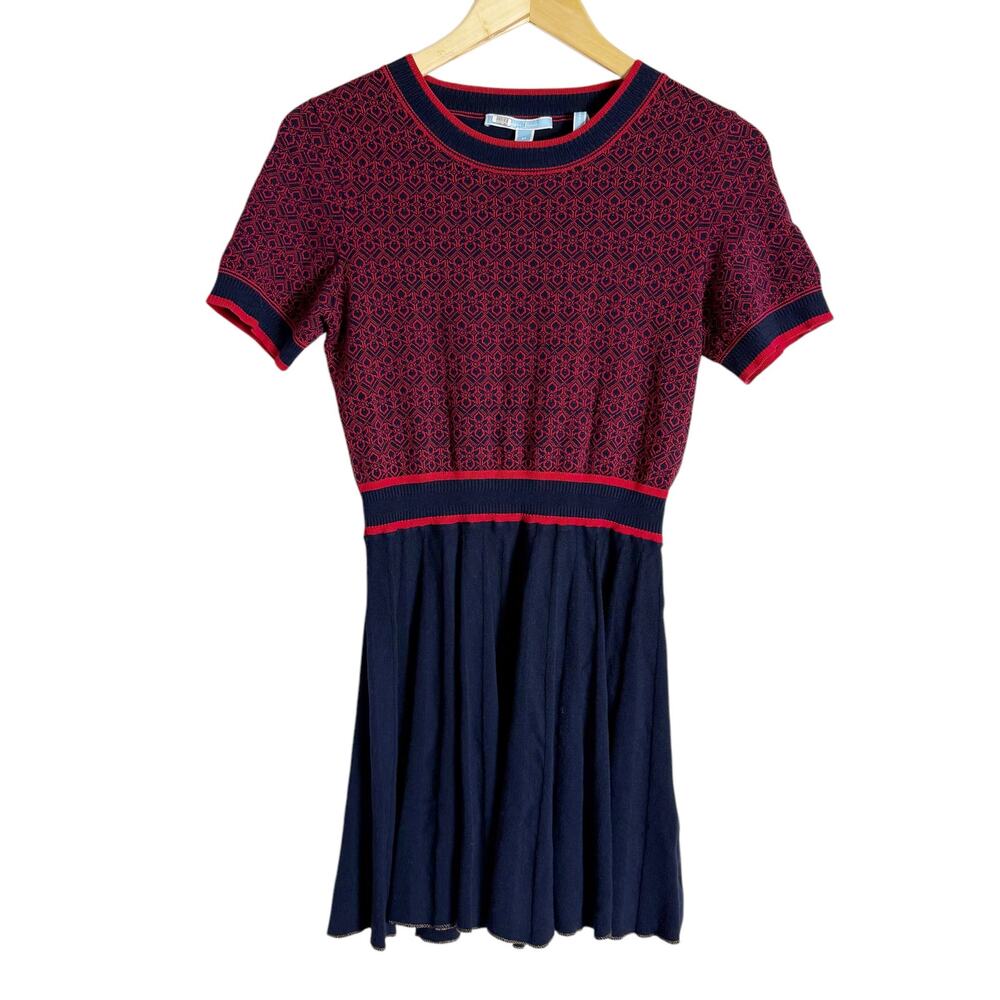 Draper James Magnolia Navy Red Fit & Flare Knit Short Sleeve Sweater Dress Sz M - Picture 5 of 15